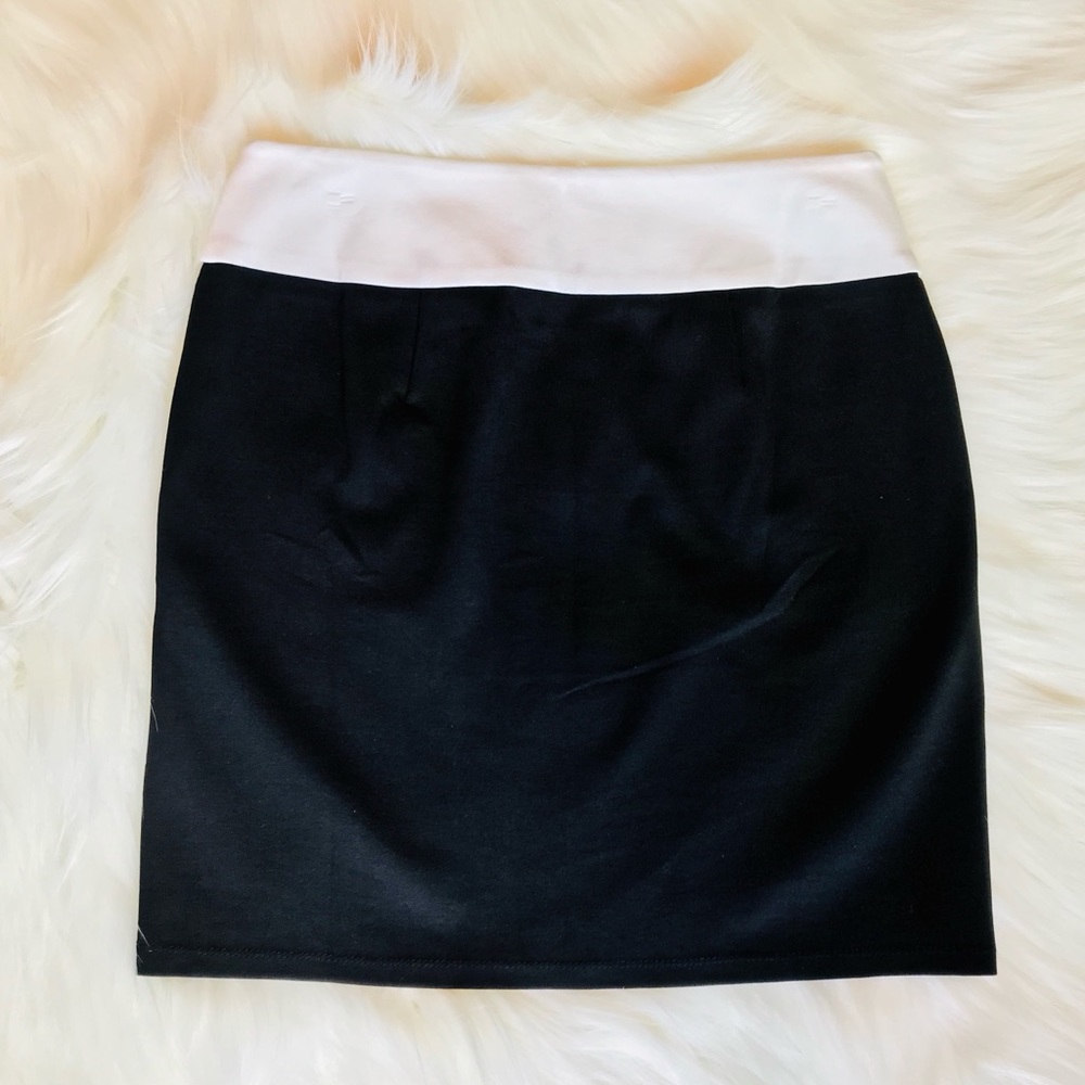 INC Colorblock Gold Zipper Front Detail Mini-skirt - Picture 2 of 7